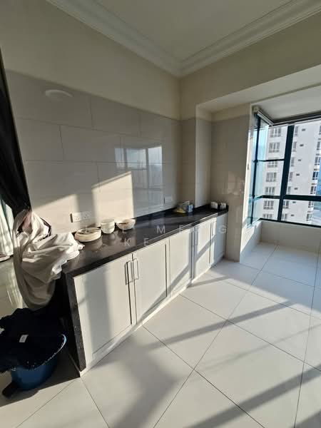 Kondominium untuk Disewa di The Regency Condominium - Lee Meng Keat - Kitchen - PropertyGuru.com.my