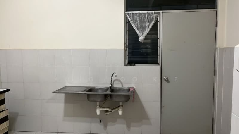 Condominium for Rent at Kelisa Residence - Yong Soo Kee - Kitchen - PropertyGuru.com.my