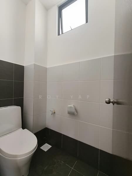 Shop / Office for Rent in Kota Masai (Pasir Gudang) - Roy Yap - Bathroom - PropertyGuru.com.my