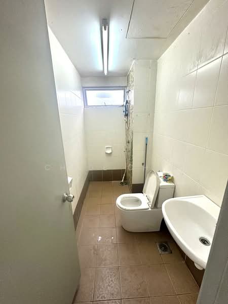 Condominium for Sale at Suasana Lumayan - Chloe Chan - Bathroom - PropertyGuru.com.my