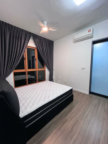 Servis Apartment untuk Disewa di JRK Convena - Katherine Lam - Bedroom - PropertyGuru.com.my