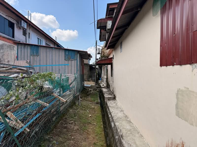Rumah Teres 2 Tingkat untuk Dijual di Taman Kota Masai (Pasir Gudang) - Fu Heng Chong - Exterior - PropertyGuru.com.my