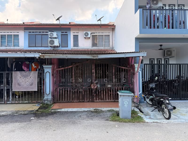 Rumah Teres 2 Tingkat untuk Dijual di Taman Kota Masai (Pasir Gudang) - Fu Heng Chong - Exterior - PropertyGuru.com.my