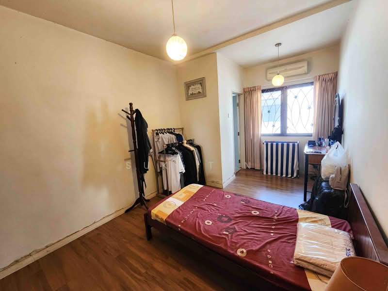 3-storey Terraced House for Sale in Taman Tasik Damai (Sungai Besi) - Suki Tan - Bedroom - PropertyGuru.com.my