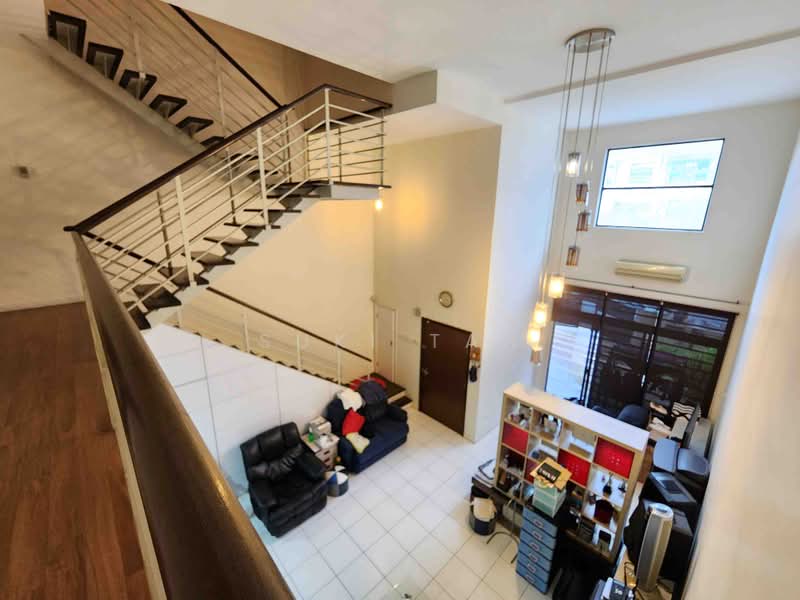 3-storey Terraced House for Sale in Taman Tasik Damai (Sungai Besi) - Suki Tan - Living Room - PropertyGuru.com.my