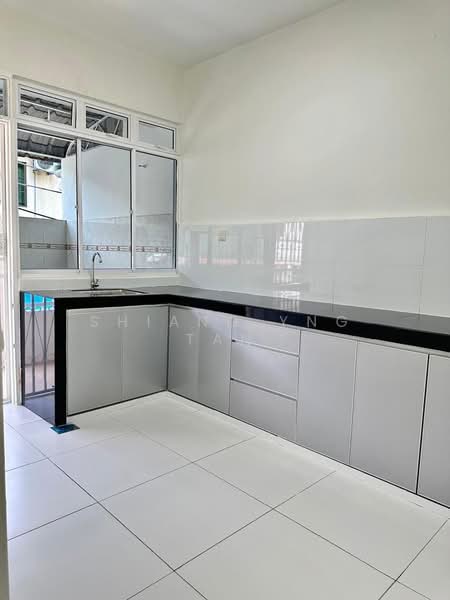2-storey Terraced House for Sale in Perling (Johor) - Shiang Yng Tan - Kitchen - PropertyGuru.com.my