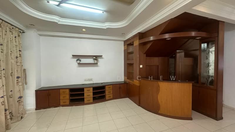 2-storey Terraced House for Sale in Taman Iping (Batu Maung) - Bernard Chew - Living Room - PropertyGuru.com.my