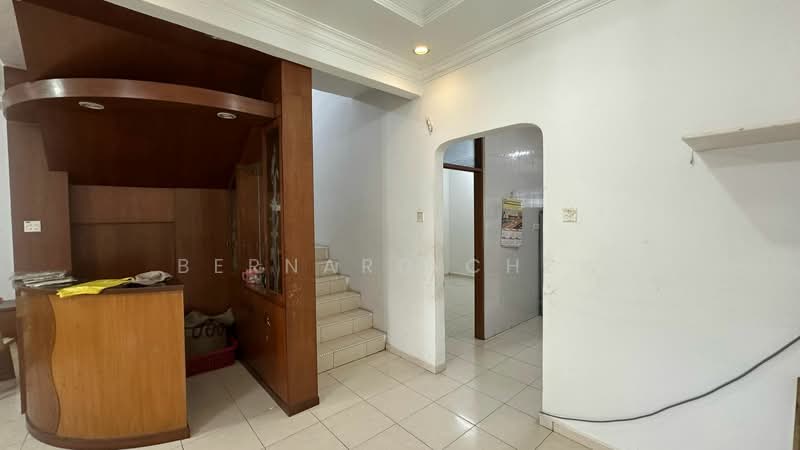 2-storey Terraced House for Sale in Taman Iping (Batu Maung) - Bernard Chew - Interior - PropertyGuru.com.my