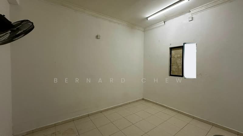 2-storey Terraced House for Sale in Taman Iping (Batu Maung) - Bernard Chew - Interior - PropertyGuru.com.my