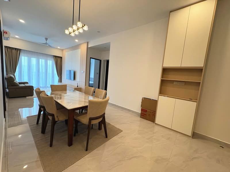 Kondominium untuk Disewa di Codrington Residence - Darren Cham - Living Room - PropertyGuru.com.my