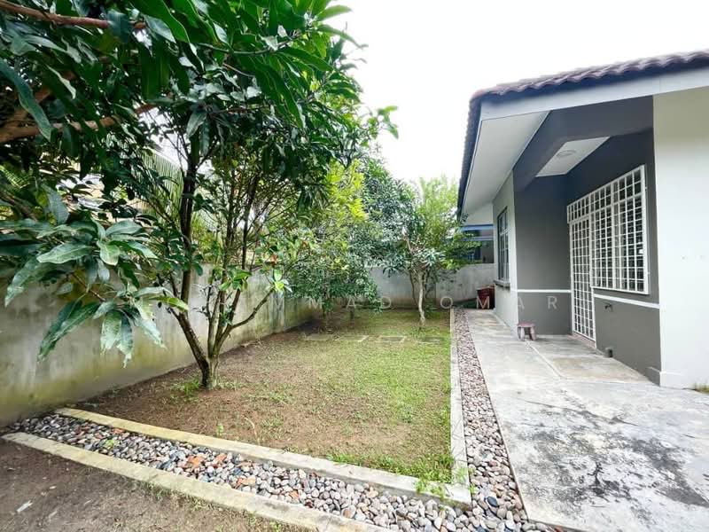 Semi-Detached House for Sale in Sepang (Selangor) - Mohammad Omar - PropertyGuru.com.my