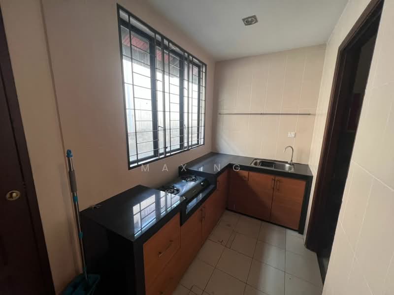 Rumah Teres 3 Tingkat untuk Dijual di Jelutong (Penang) - Max Ng - Kitchen - PropertyGuru.com.my