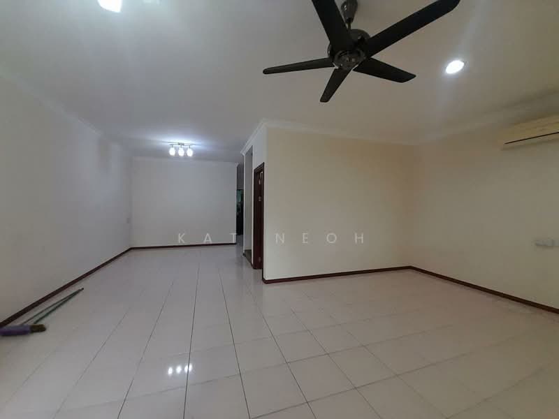 2-storey Terraced House for Sale in Kuchai Lama (Kuala Lumpur) - KAT NEOH - Living Room - PropertyGuru.com.my