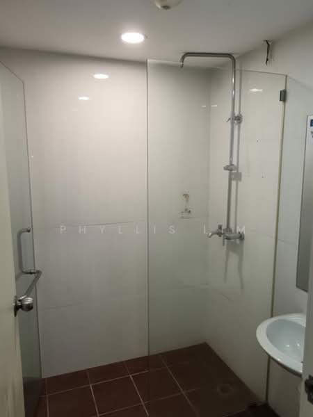 Rumah Niaga untuk Disewa di Bukit Bintang (KL City Centre) - Phyllis Lim - Bathroom - PropertyGuru.com.my