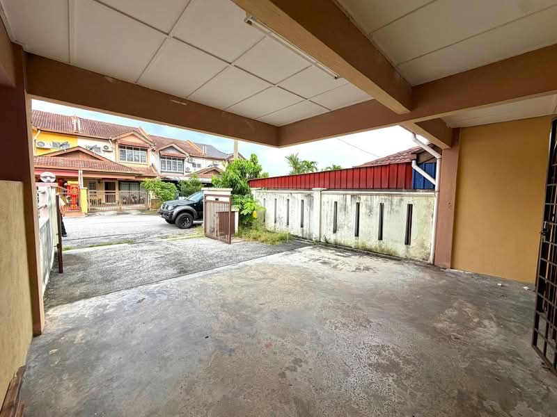 Rumah Teres untuk Dijual di Taman Tun Perak (Rawang) - Aliff Iqbal - PropertyGuru.com.my