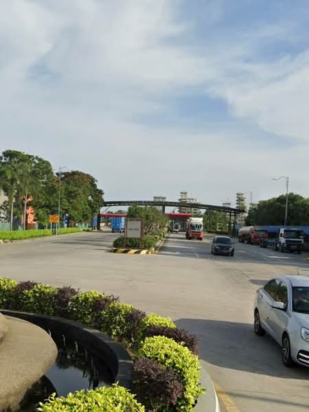 Warehouse for Rent in Pasir Gudang (Johor) - Wee Howe - Exterior - PropertyGuru.com.my
