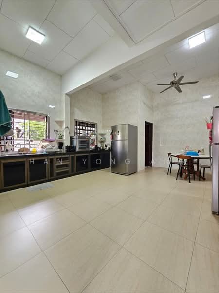 Bungalow for Sale in Taman Melodies (Johor Bahru) - Han Yong Ang - Kitchen - PropertyGuru.com.my