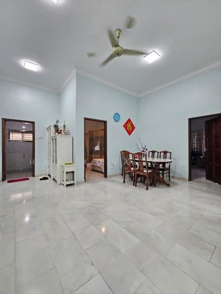 Bungalow for Sale in Taman Melodies (Johor Bahru) - Han Yong Ang - Living Room - PropertyGuru.com.my