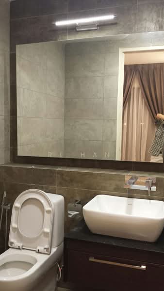 Servis Apartment untuk Disewa di Isola - RL Han - Bathroom - PropertyGuru.com.my