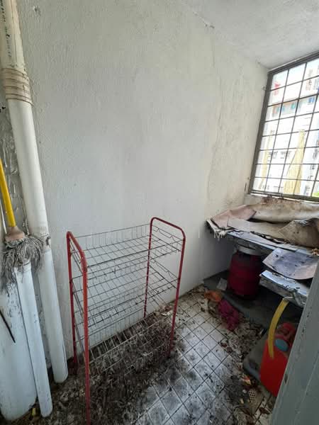 Rumah Flat untuk Dijual di PPR Pudu Ulu - Jake Lim - Balcony - PropertyGuru.com.my