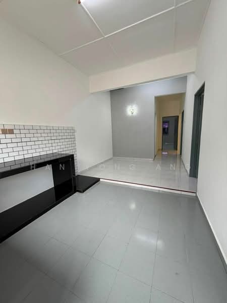 Rumah Teres 1 Tingkat untuk Dijual di Taman Kota Masai (Pasir Gudang) - Han Yong Ang - Interior - PropertyGuru.com.my