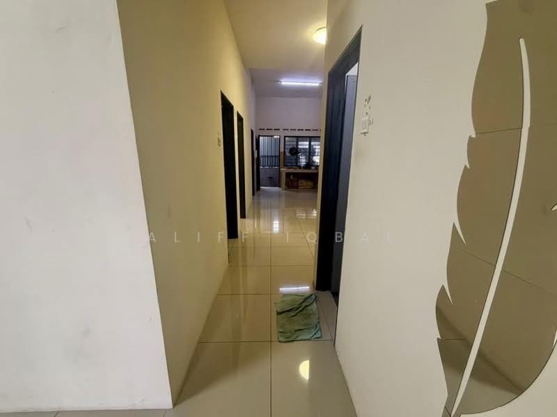 1-storey Terraced House for Sale in Banting (Selangor) - Aliff Iqbal - PropertyGuru.com.my