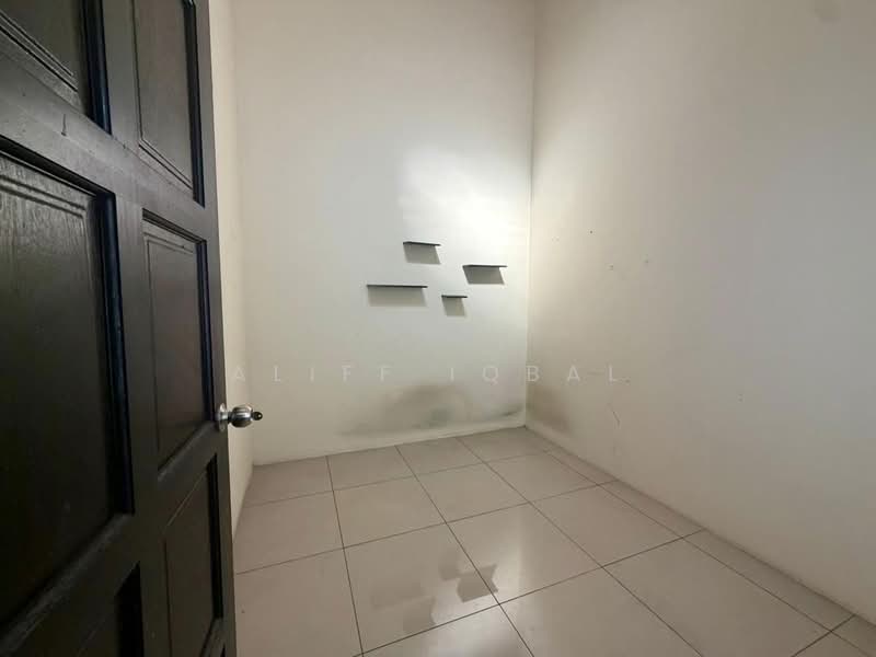 1-storey Terraced House for Sale in Banting (Selangor) - Aliff Iqbal - PropertyGuru.com.my