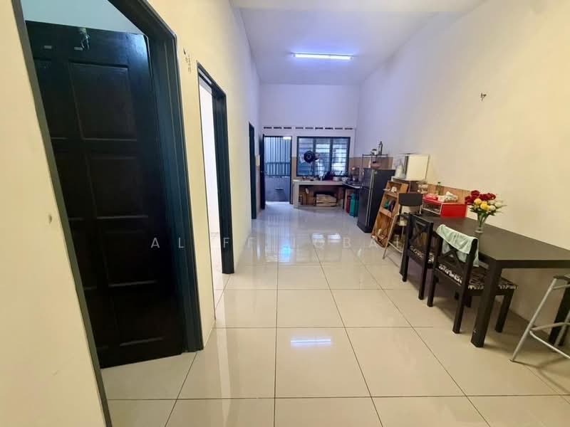 1-storey Terraced House for Sale in Banting (Selangor) - Aliff Iqbal - PropertyGuru.com.my