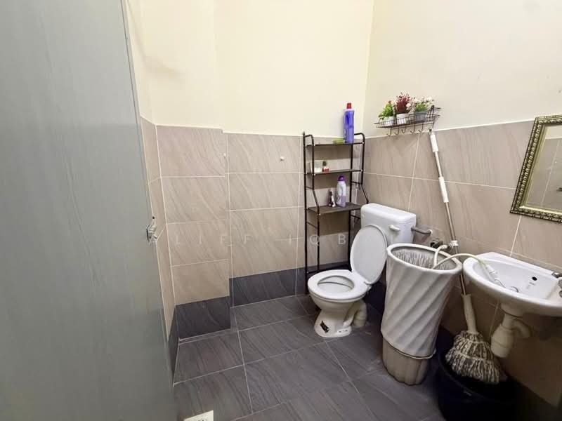 1-storey Terraced House for Sale in Banting (Selangor) - Aliff Iqbal - PropertyGuru.com.my
