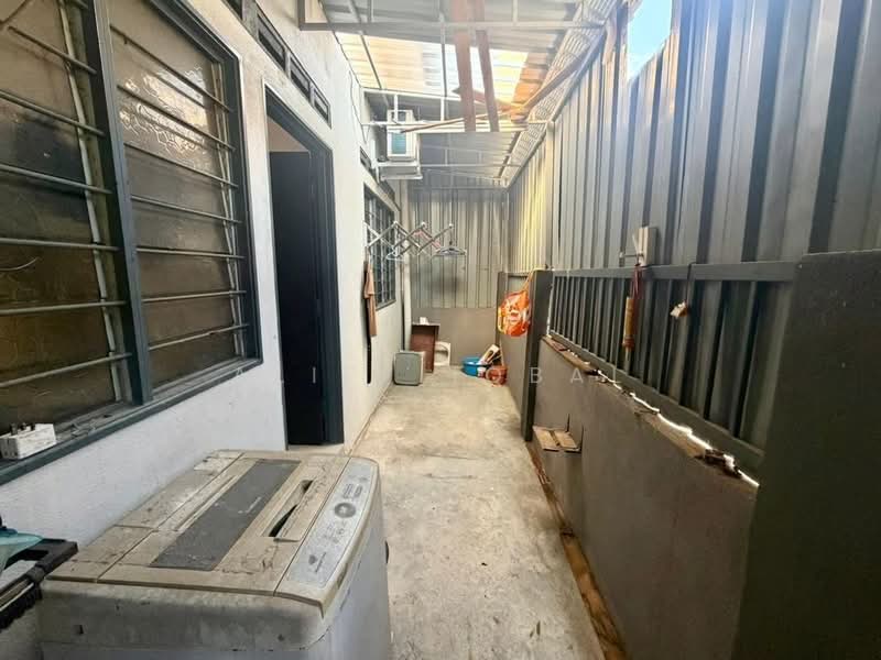 1-storey Terraced House for Sale in Banting (Selangor) - Aliff Iqbal - PropertyGuru.com.my
