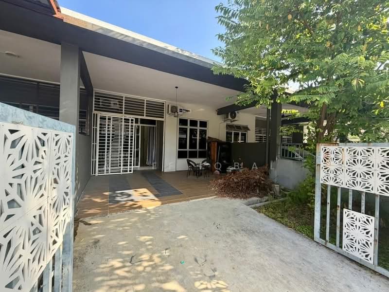 1-storey Terraced House for Sale in Banting (Selangor) - Aliff Iqbal - PropertyGuru.com.my