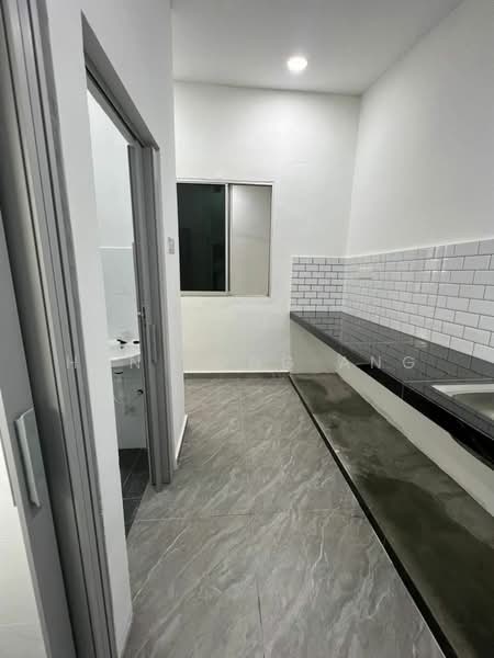 Rumah Teres 1 Tingkat untuk Dijual di Taman Saleng Jaya (Kulai) - Han Yong Ang - Kitchen - PropertyGuru.com.my