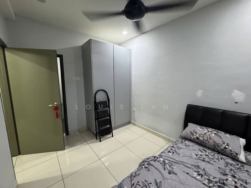 Servis Apartment untuk Disewa di KSL Residence @ Daya - Louis Tan - Bedroom - PropertyGuru.com.my