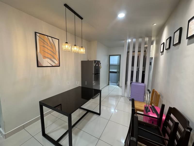 Servis Apartment untuk Disewa di KSL Residence @ Daya - Louis Tan - Dining Room - PropertyGuru.com.my