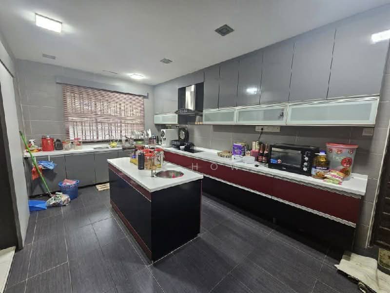 Rumah Berkembar untuk Dijual di Taman Sutera Utama (Skudai) - Wee Howe - Kitchen - PropertyGuru.com.my