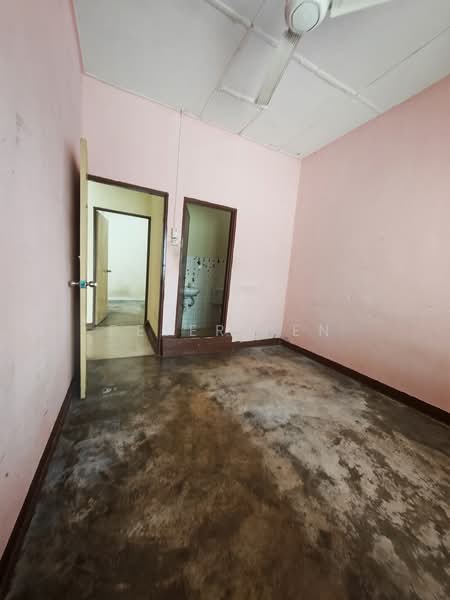 1-storey Terraced House for Sale in Taman Sentosa (Klang) - Peter Pen - Interior - PropertyGuru.com.my