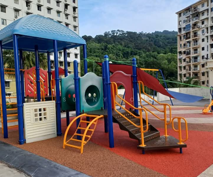 Pangsapuri untuk Dijual di Relau Vista Apartment - Sunny Lok - Exterior - PropertyGuru.com.my