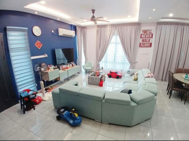 Rumah Kluster untuk Dijual di Taman Pulai Hijauan (Skudai) - Paggie Tee - Living Room - PropertyGuru.com.my