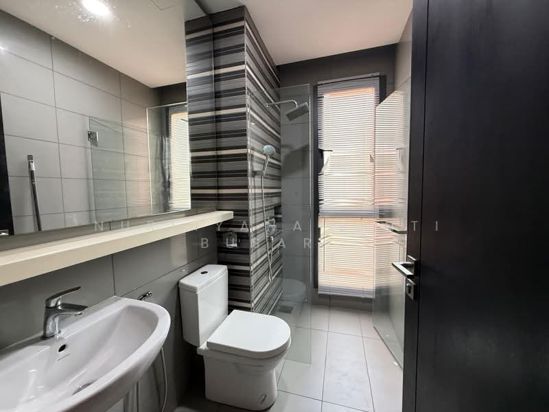 Rumah Teres 3 Tingkat untuk Disewa di Denai Alam (Shah Alam) - Nurliyana Binti Busari - Bathroom - PropertyGuru.com.my