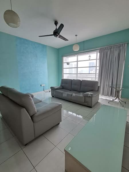 Kondominium untuk Disewa di Sterling - Jik Wafa - Living Room - PropertyGuru.com.my