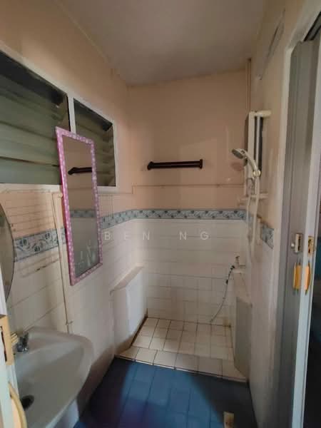 1-storey Terraced House for Sale in SS2 (Petaling Jaya) - Ben Ng - Bathroom - PropertyGuru.com.my