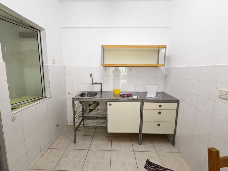 Condominium for Rent at Perdana View - Wawa Leong - Kitchen - PropertyGuru.com.my