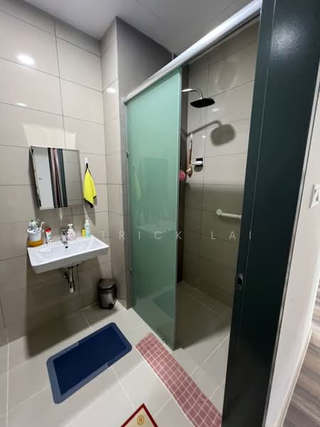 Servis Apartment untuk Dijual di Paradigm Residence - Patrick Lai - Bathroom - PropertyGuru.com.my