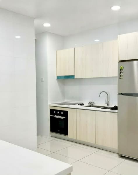 Condominium for Rent at Vivo Residential Suites - Rex Tan - Kitchen - PropertyGuru.com.my