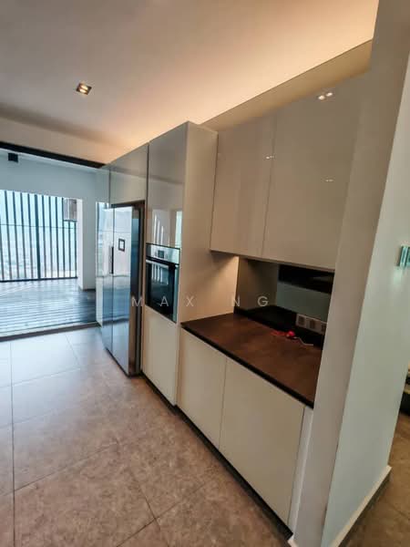Kondominium untuk Dijual di One Tanjong Condominium - Max Ng - Kitchen - PropertyGuru.com.my