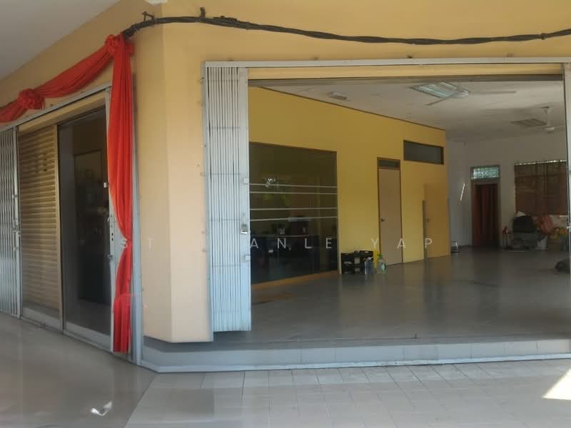 Shop for Rent in Bandar Bukit Tinggi 2 (Klang) - Stephanie Yap - Interior - PropertyGuru.com.my