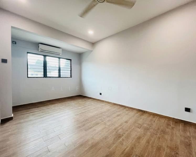 Rumah Teres untuk Dijual di TAMAN PUCHONG UTAMA (Puchong) - Aliff Iqbal - PropertyGuru.com.my