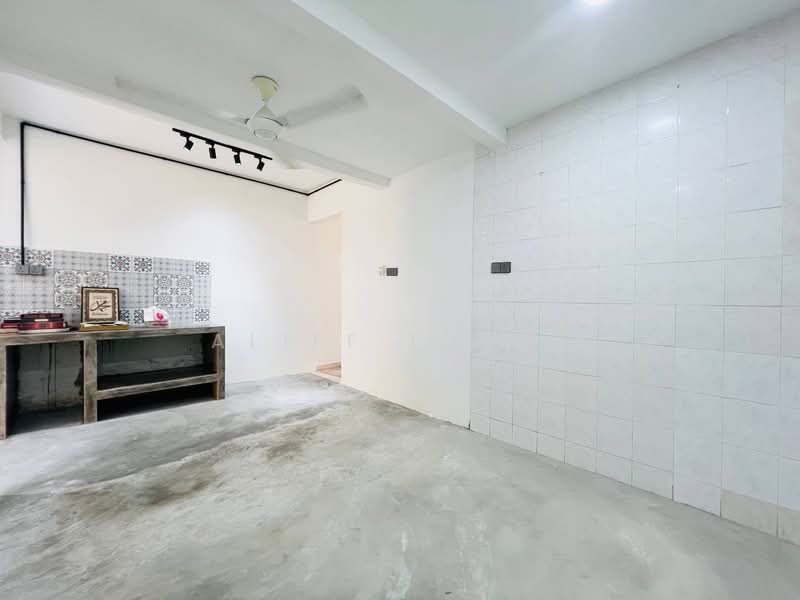 Rumah Teres untuk Dijual di TAMAN PUCHONG UTAMA (Puchong) - Aliff Iqbal - PropertyGuru.com.my