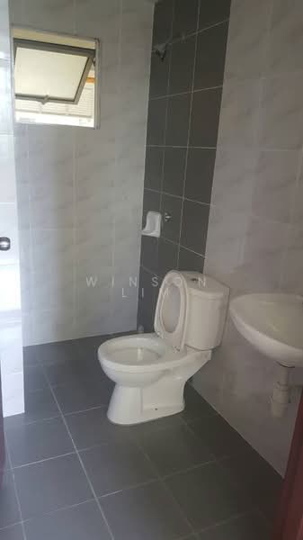 Kondominium untuk Disewa di Saujana Aster - Winson Lim - Bathroom - PropertyGuru.com.my
