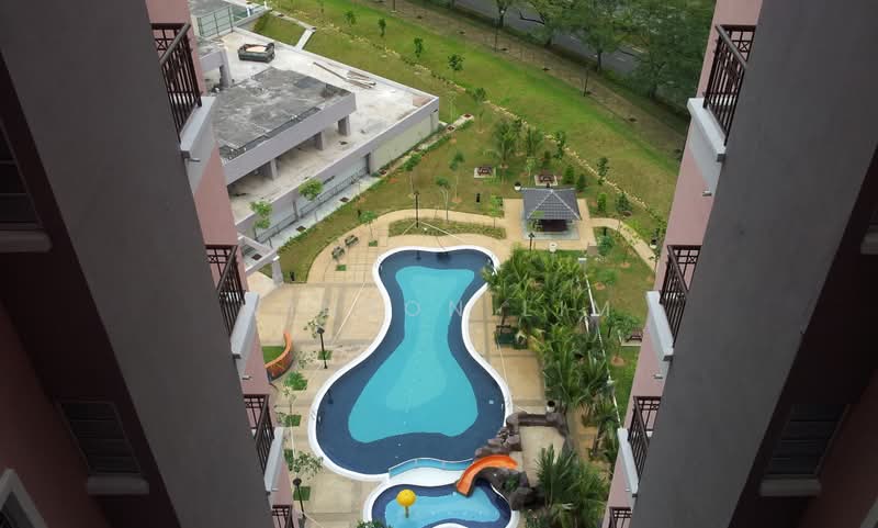 Kondominium untuk Disewa di Saujana Aster - Winson Lim - Pool - PropertyGuru.com.my